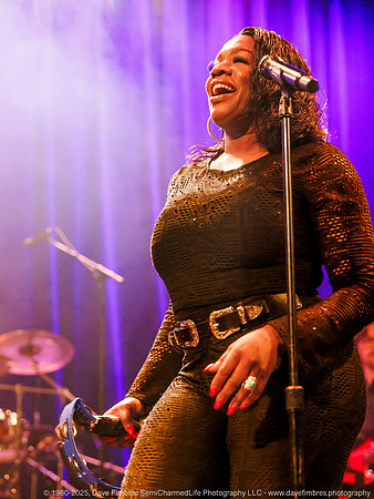 20250411 The War and Treaty at The Howard Theatre 1567