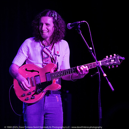 20250830 The Duskwhales at Jammin' Java 4219-2