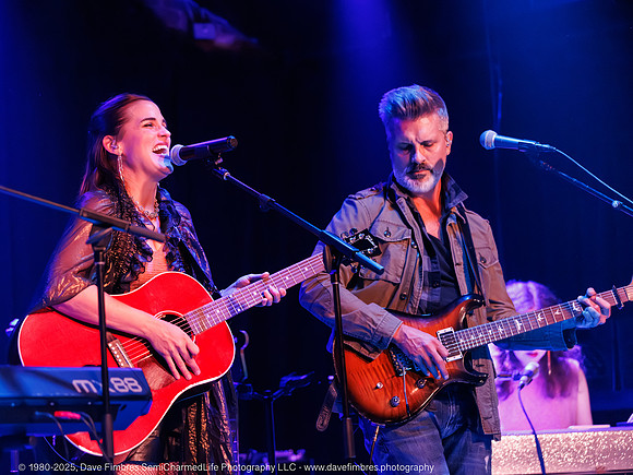 20251026 Juliet Lloyd at Jammin' Java 5140