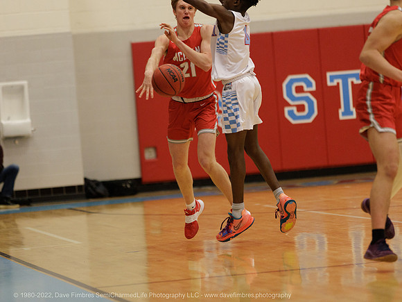 20220114 DRF Basketball MHS at GMHS 0090