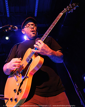 20251128 Jonathan Sloane Trio at Jammin' Java 7836