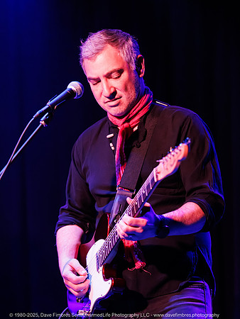 20251129 Mark Williams and Friends at Jammin' Java 6083
