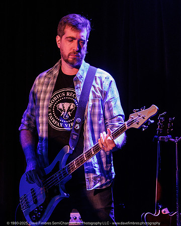 20251129 Mark Williams and Friends at Jammin' Java 6096