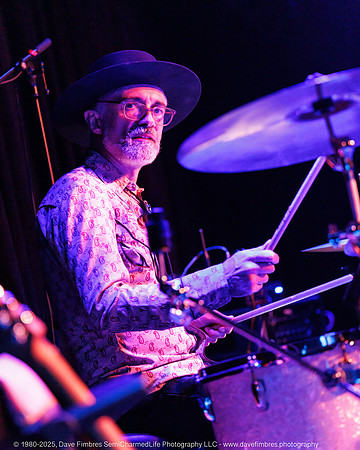 20251128 Bobby Thompson Band at Jammin' Java 7434