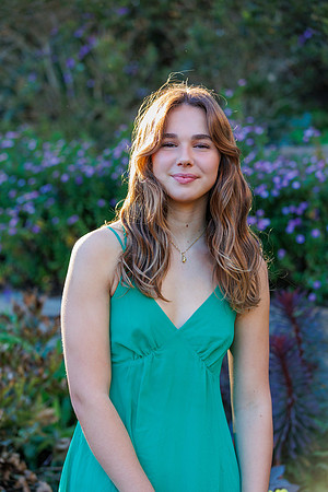20231022 Jocelyn Brooks at Bishop's Garden 8376