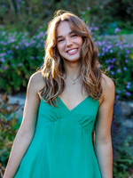 20231022 Jocelyn Brooks at Bishop's Garden 8380