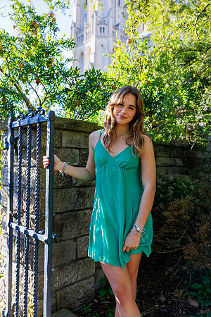 20231022 Jocelyn Brooks at Bishop's Garden 9957