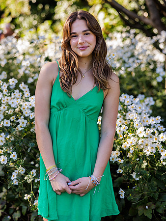 20231022 Jocelyn Brooks at Bishop's Garden 9484