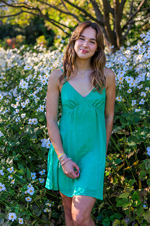 20231022 Jocelyn Brooks at Bishop's Garden 9536