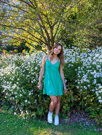 20231022 Jocelyn Brooks at Bishop's Garden 9559