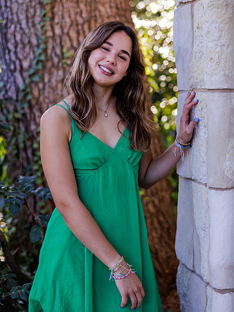 20231022 Jocelyn Brooks at Bishop's Garden 9666