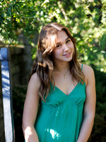 20231022 Jocelyn Brooks at Bishop's Garden 0017
