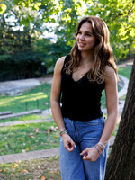 20231022 Jocelyn Brooks at Bishop's Garden 0050