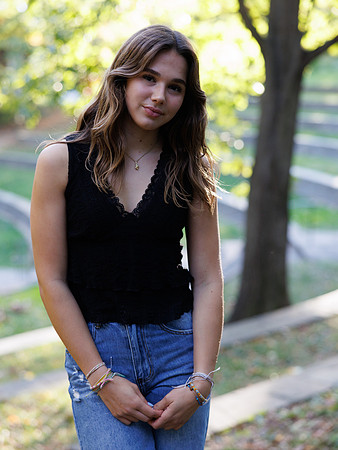 20231022 Jocelyn Brooks at Bishop's Garden 0038