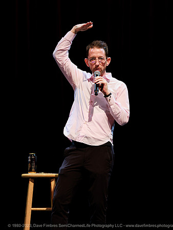 20230601 Neal Brennan at Howard Theatre 5903