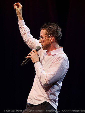 20230601 Neal Brennan at Howard Theatre 5938