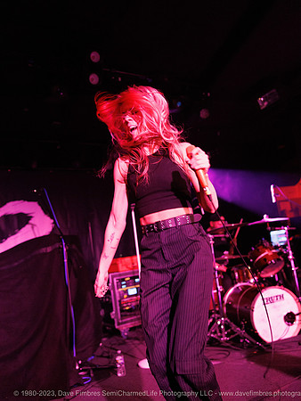 20230530 Taylor Acorn at Union Stage 9525