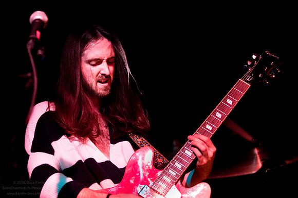 20180712 Elizabeth II at Black Cat 5593