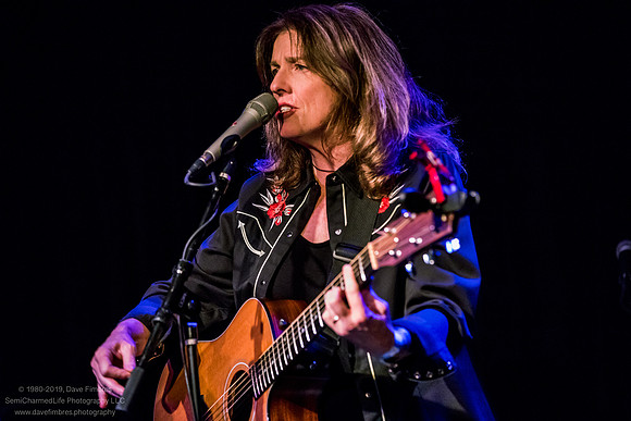20181104 Jammin' Java - Six Sister Songwriter Showcase 1634