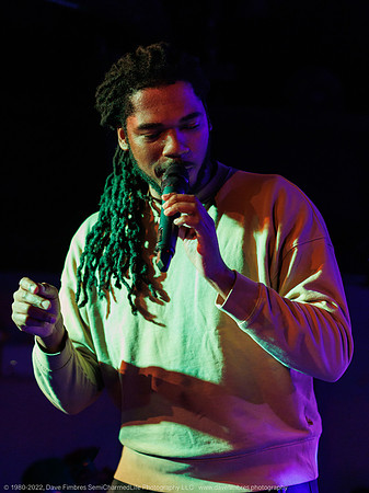 20221113 DFA & The OBGMs at Union Stage 9444