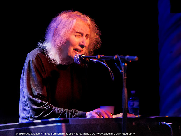 20250115 Albert Lee at Jammin' Java 8330