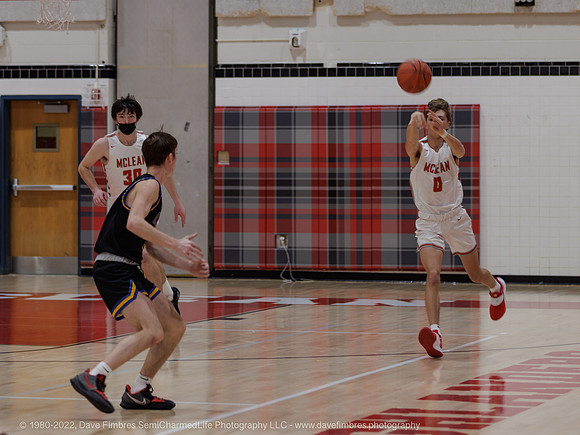 20220113 DRF Basketball Lewis at MHS 9906