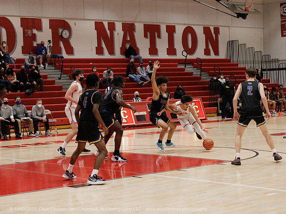 20220113 DRF Basketball Lewis at MHS 9925