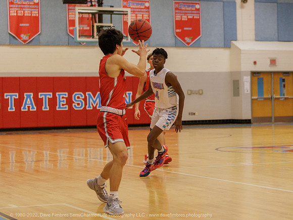 20220114 DRF Basketball MHS at GMHS 0077