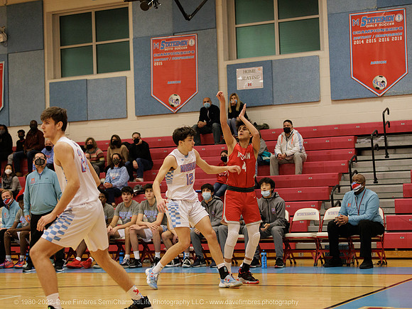 20220114 DRF Basketball MHS at GMHS 0009