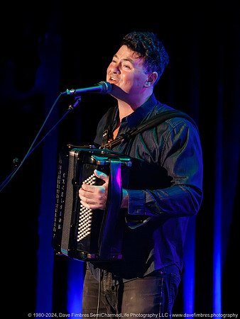 20240917 M. Ward at Union Stage 0340-Enhanced-NR