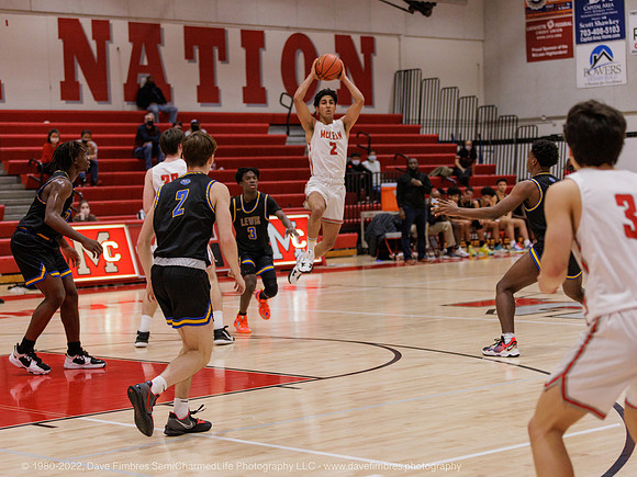 20220113 DRF Basketball Lewis at MHS 9919
